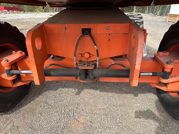 2006-jlg-600s-image-13