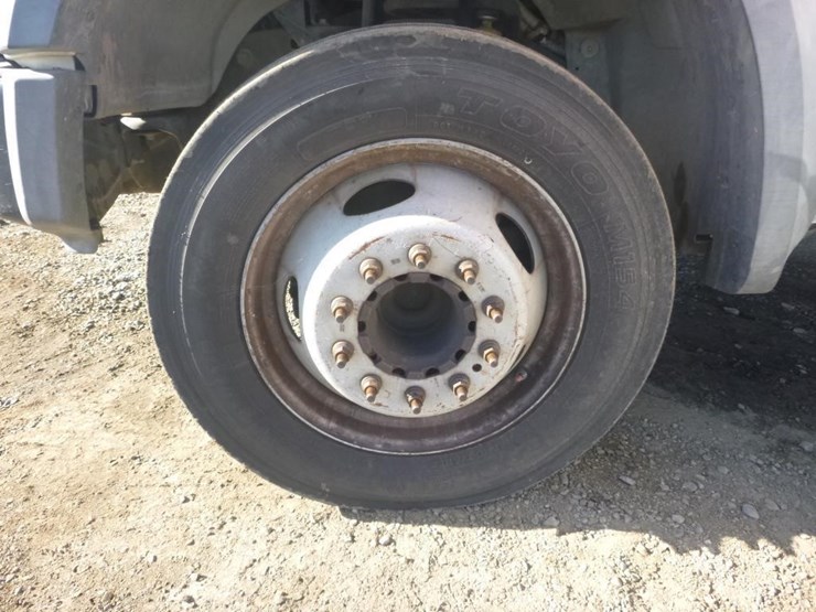 2008-ford-f550-image-16
