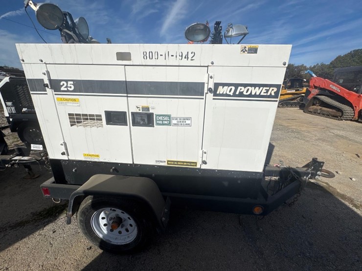 multiquip-whisperwatt-mq-power-25-generator-image-2