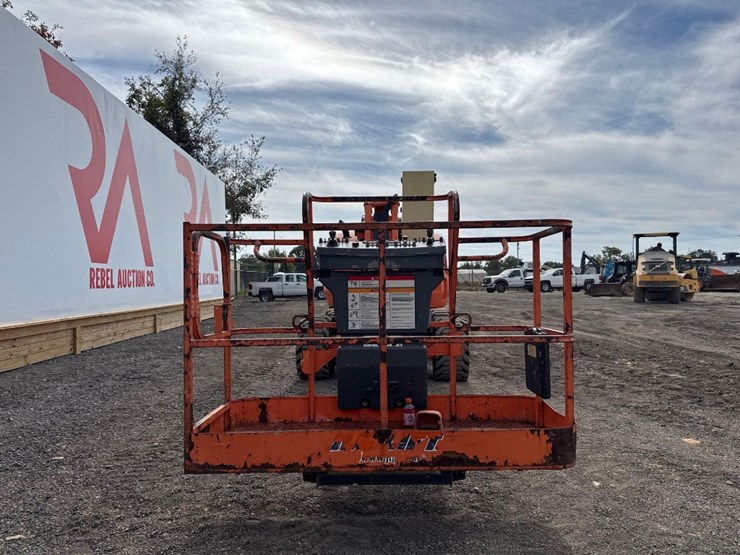 2008-jlg-450aj-image-3