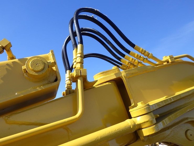 komatsu-pc28uu-image-12