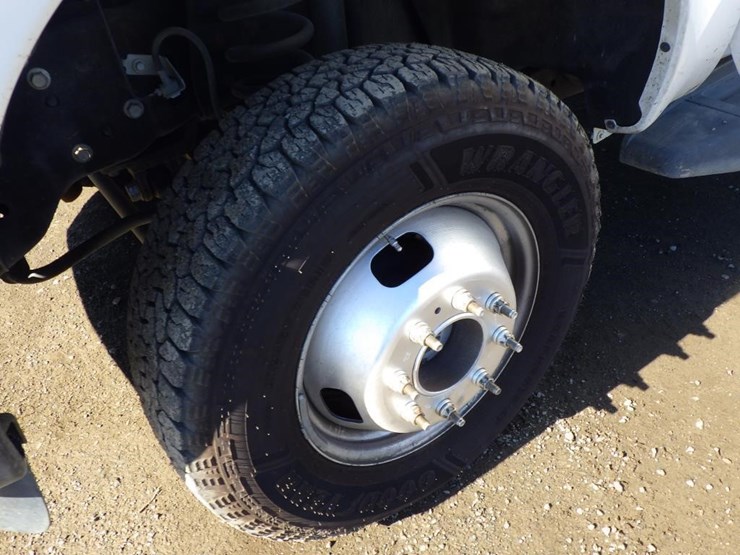 2015-ford-f350-image-13
