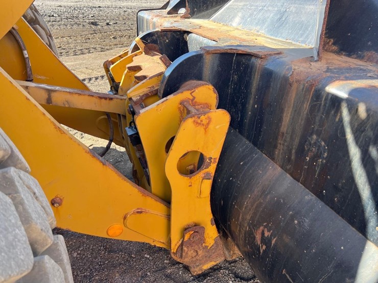 caterpillar-930m-image-22