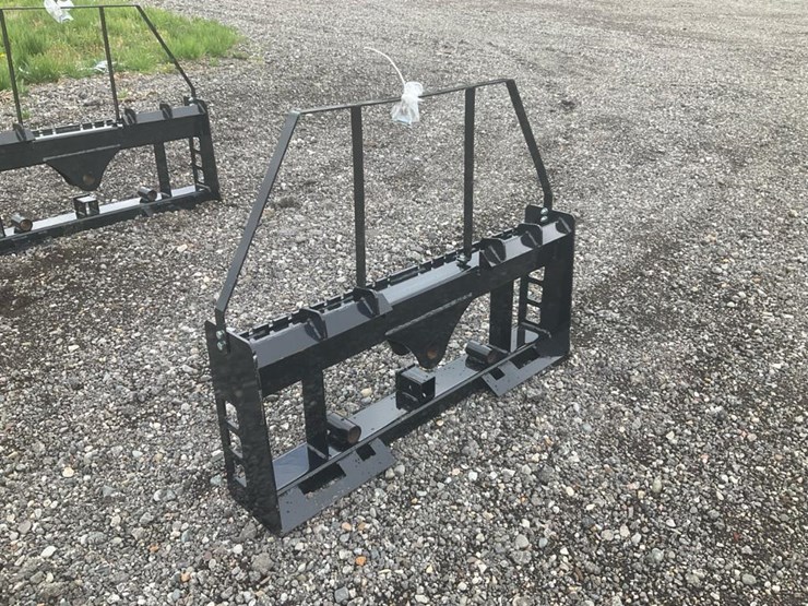 #1410-•-skid-steer-combo-carriage-image-3