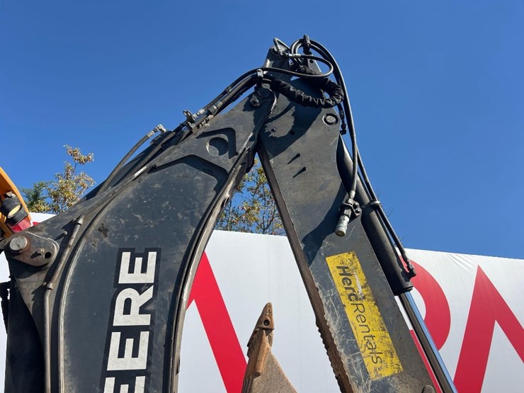 deere-410l-image-23
