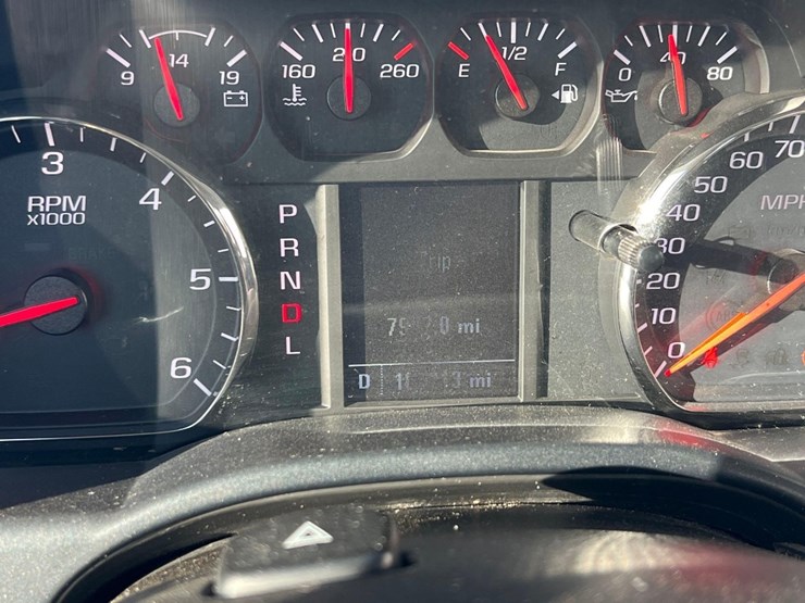 2018-chevrolet-silverado-image-28