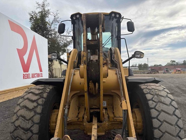 caterpillar-938k-image-17