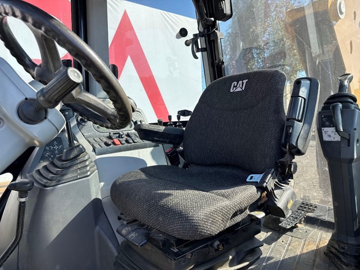 caterpillar-415f2-image-22