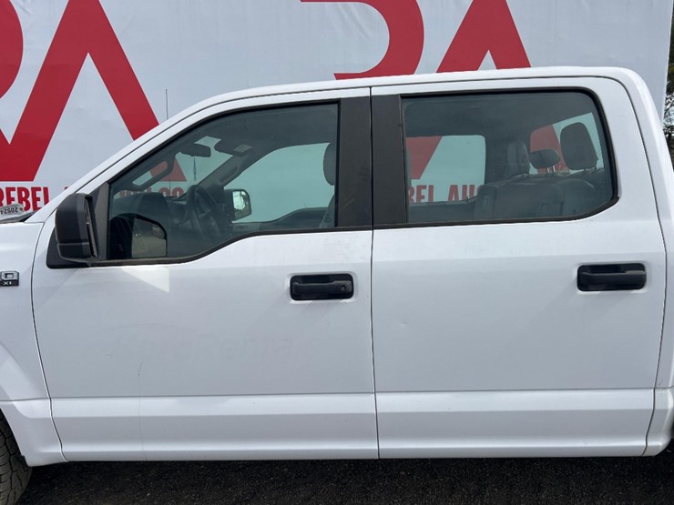 2018-ford-f150-xl-image-9