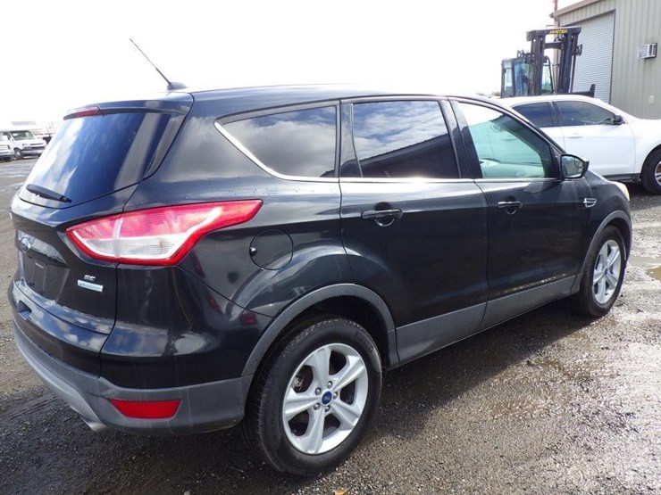 2014-ford-escape-image-3