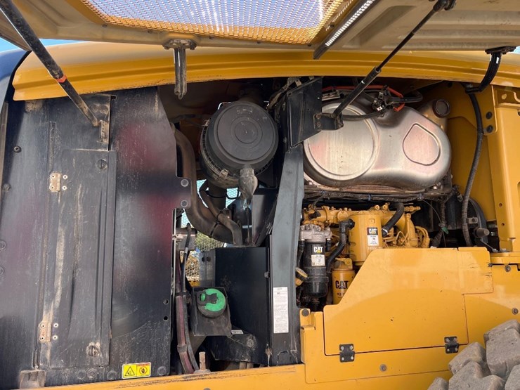 caterpillar-930m-image-28