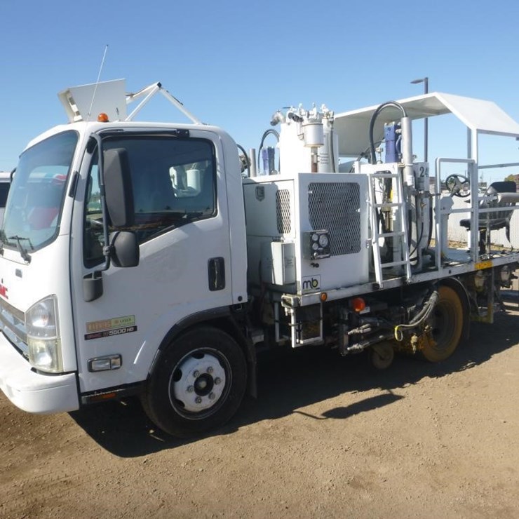 2008 GMC W5500
