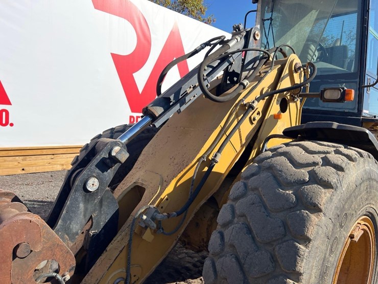 caterpillar-924g-image-16
