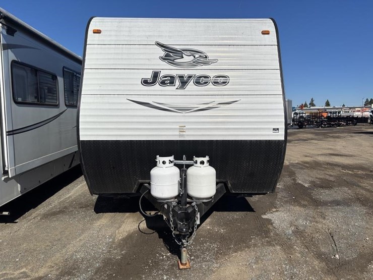 2016-jayco-jay-flight-slx-travel-trailer-image-6