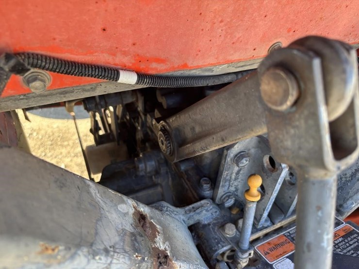 kubota-b2630-image-12