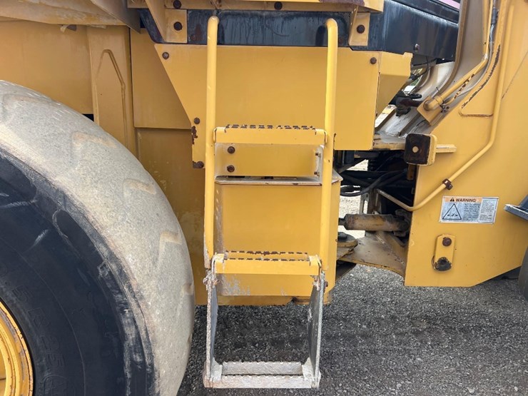 caterpillar-924g-image-20