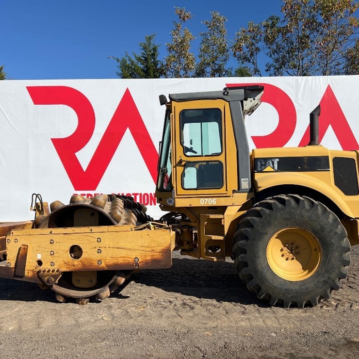 CATERPILLAR CP-563D