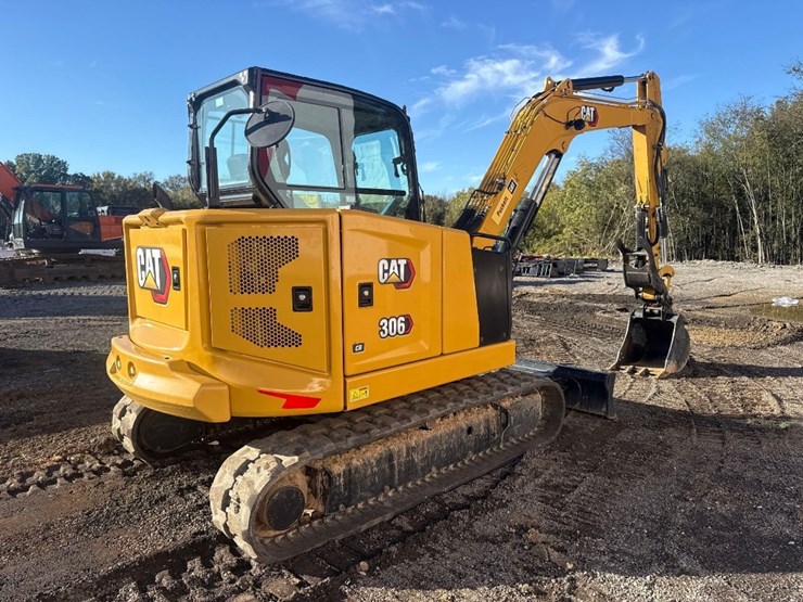 2024-caterpillar-306cr-image-5