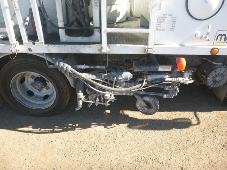 2008-gmc-w5500-image-12