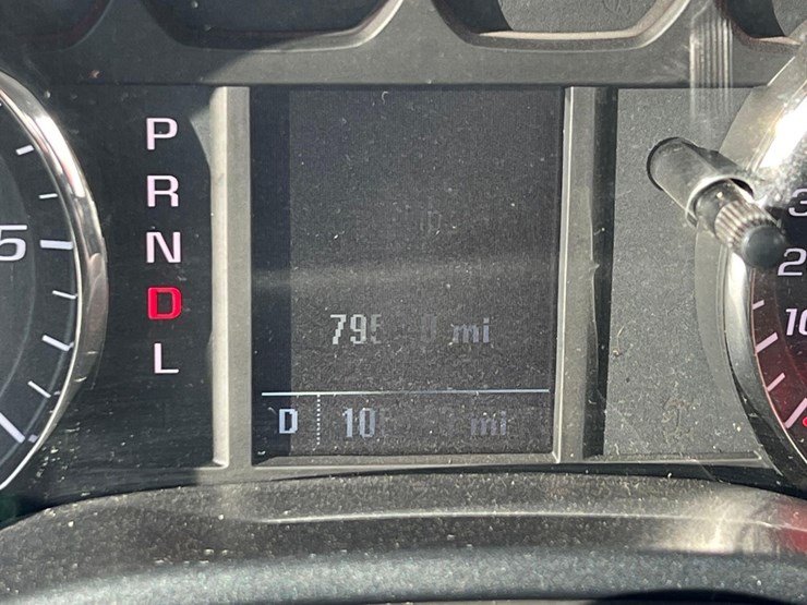 2018-chevrolet-silverado-image-29