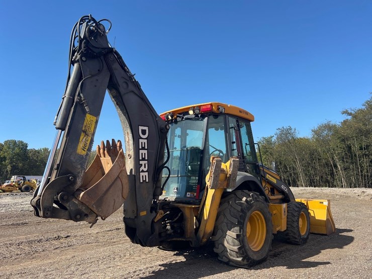 deere-410l-image-4