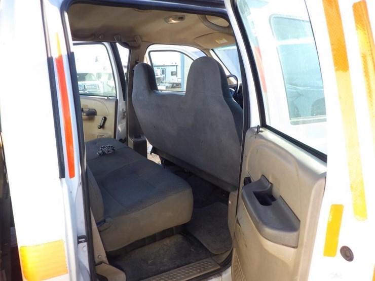 2002-ford-f450-image-8
