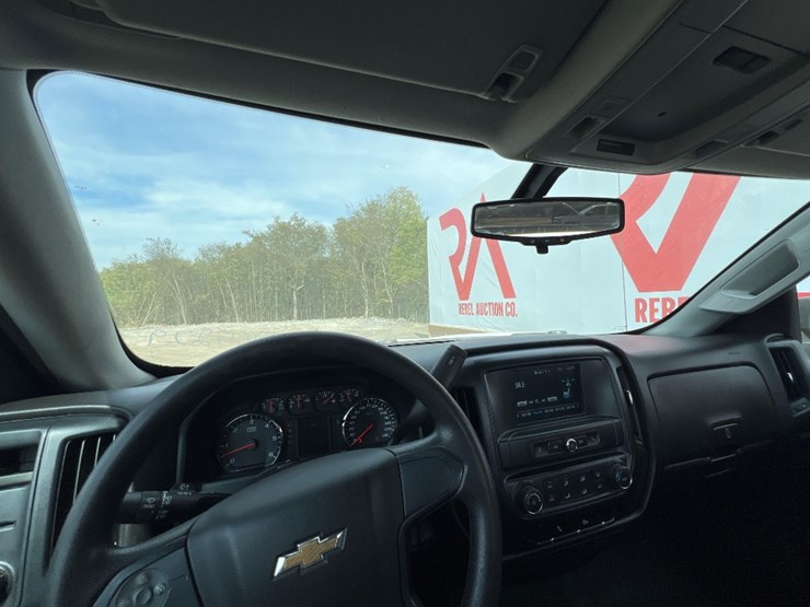 2019-chevrolet-silverado-image-21