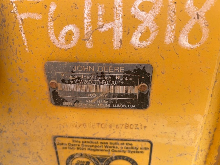 deere-260e-image-30