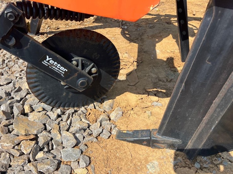 1r-silt-fence-plow-image-8