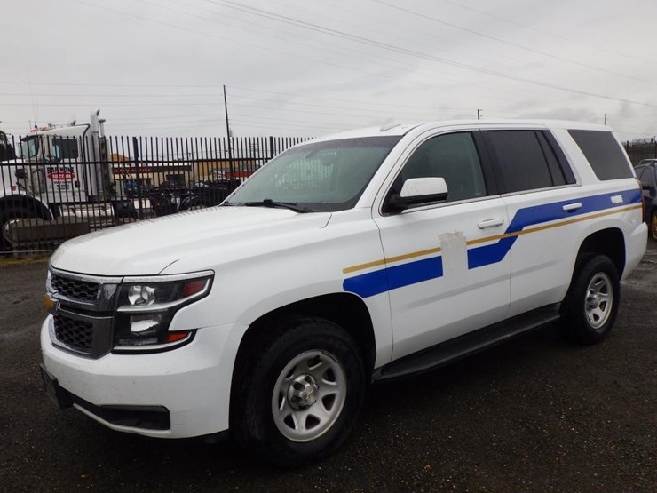 2016-chevrolet-tahoe-image-1
