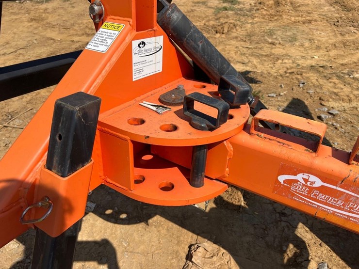 1r-silt-fence-plow-image-7
