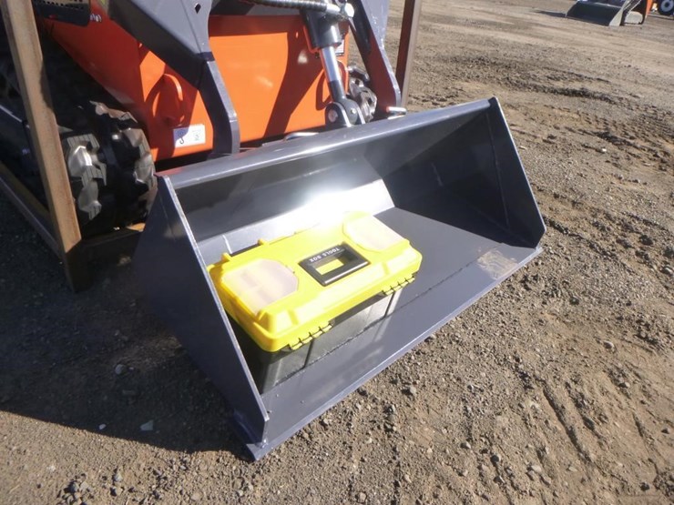 tpm-t460-skid-steer-track-loader-image-8