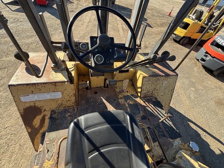 caterpillar-rc60-image-23