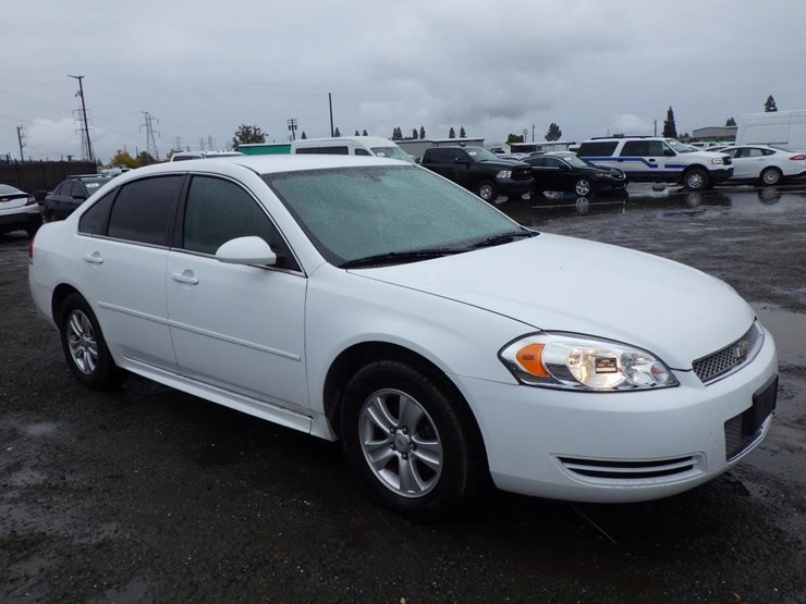 2013-chevrolet-impala-sedan-image-2