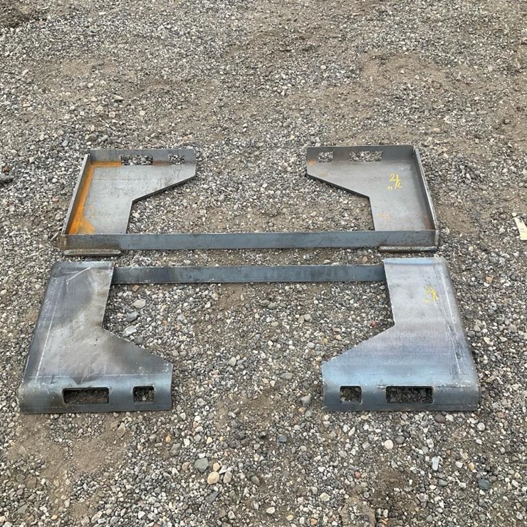 #1395 • 3/8" Thick Quick Tach Cut Out Mount Plates