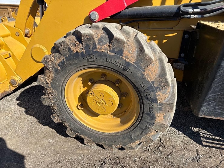 caterpillar-415f2-image-10