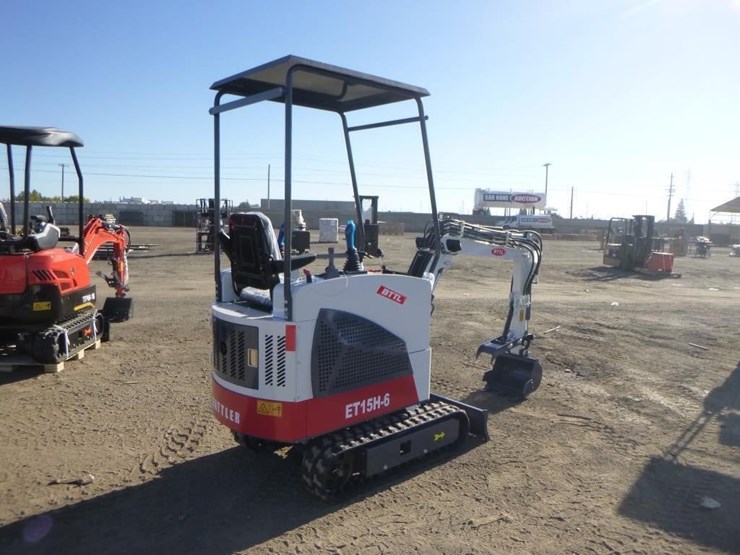 bttl-et16h-6-hydraulic-excavator-image-3
