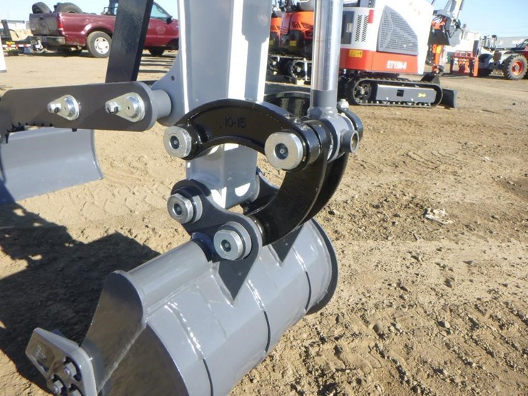 bttl-et15h-6-hydraulic-excavator-image-11