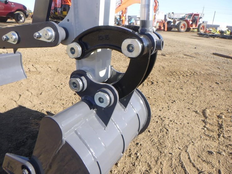 bttl-et16h-6-hydraulic-excavator-image-11