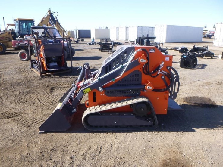 tpm-t460-skid-steer-track-loader-image-5