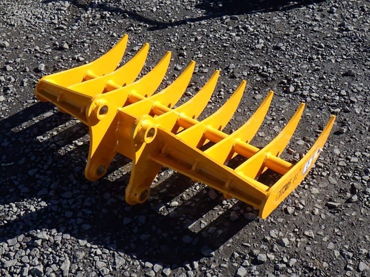 caterpillar-305-image-3