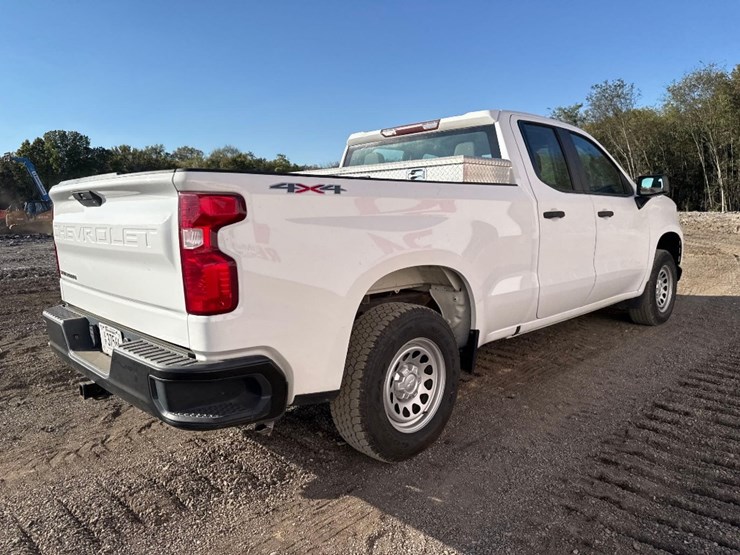 2020-chevrolet-silverado-image-6