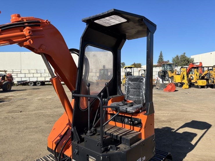 kubota-kh30sr-image-20