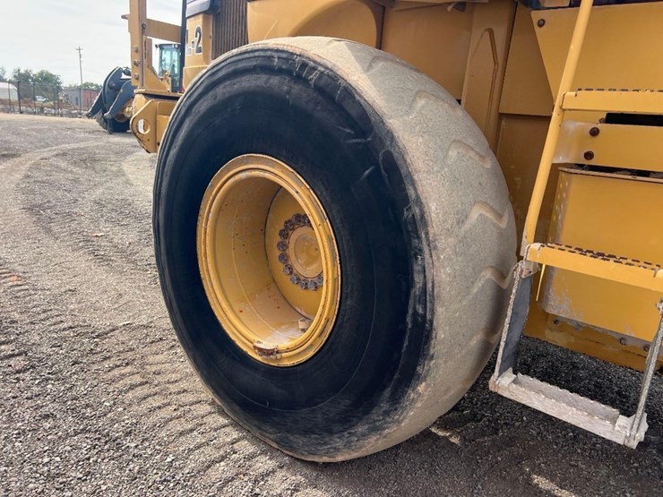 caterpillar-924g-image-25