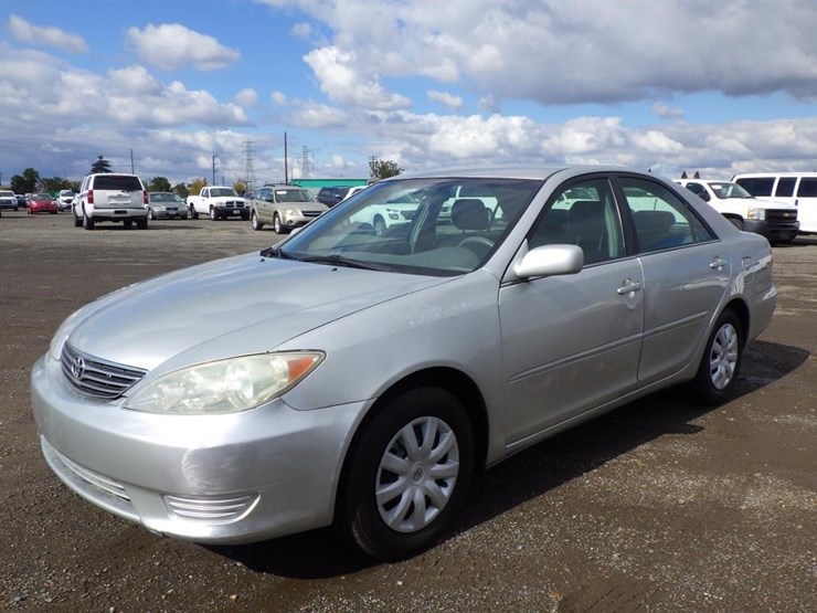 2006-toyota-camry-sedan-image-1