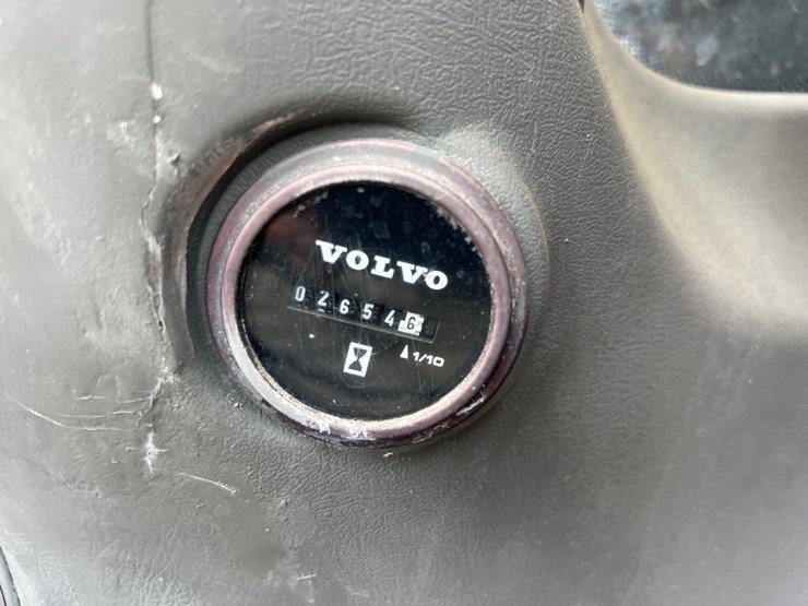 volvo-ec220el-image-38
