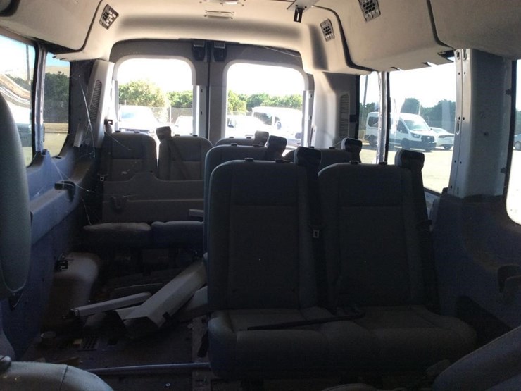 2018-ford-transit-image-7