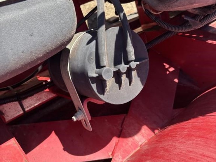 2011-toro-rake-o-val-0750-debris-vacuum-image-16