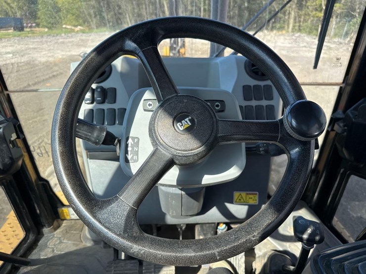 caterpillar-415f2-image-24