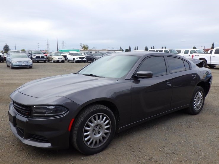 2021-dodge-charger-sedan-image-1